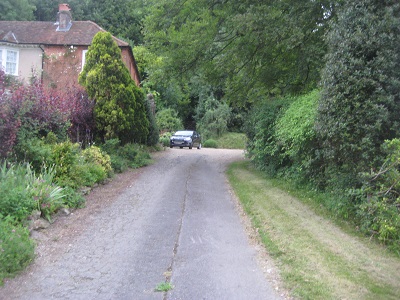 Photograph of route to Aldbury 29 bridleway