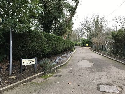 Photograph of Aldenham 71 bridleway