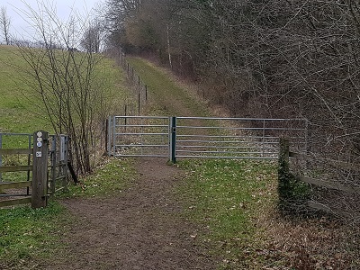 Photograph of Box Moor Trust permissive bridleway in Bovingdon