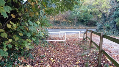 Photograph of Great Amwell 16 heading NW