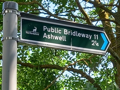 Hinxworth 11 sign at Hinxworth Road