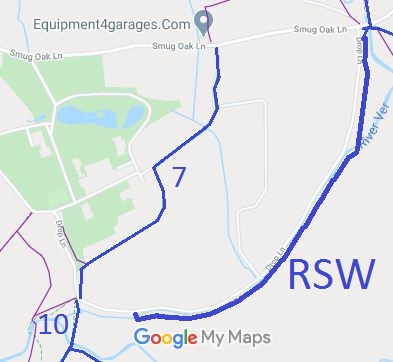Map showing Riverside Way
